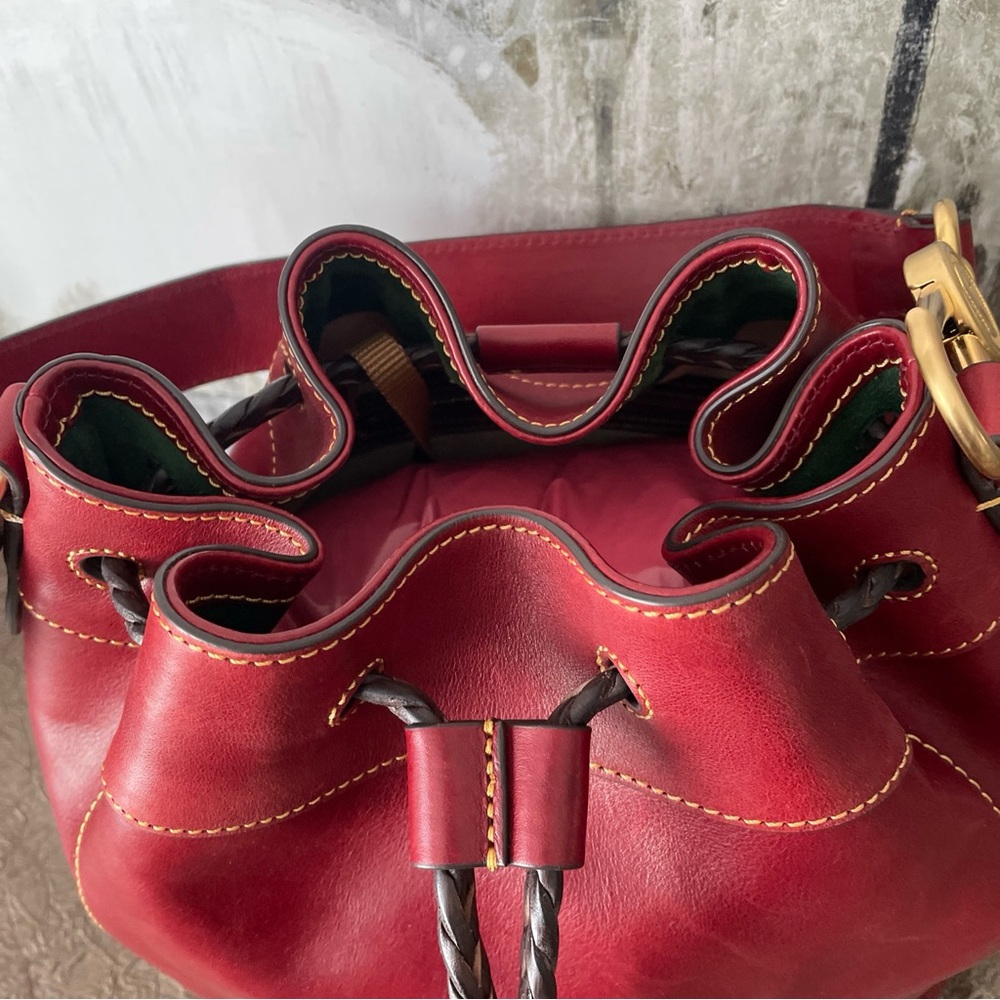 ❤️🤍💙Dooney & Bourke Hattie Drawstring Florentine Leather Shoulder Bag - Picture 11 of 16